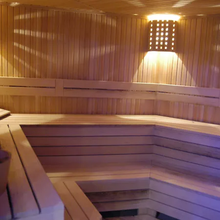 Hotel Comfort Elite Old 3*