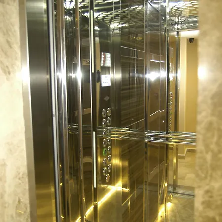 Comfort Elite Old Hotel