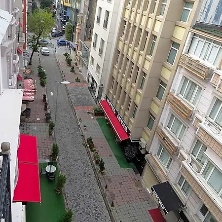 Hotel Comfort Elite Old 3*