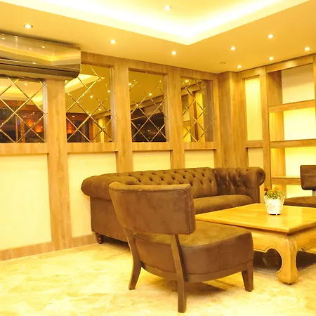 Comfort Elite Old Hotel