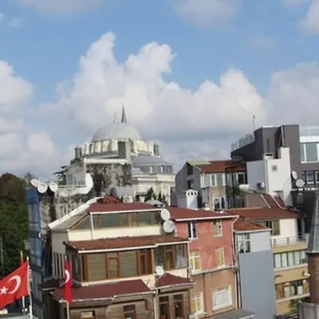 Comfort Elite Old Hotel 3*